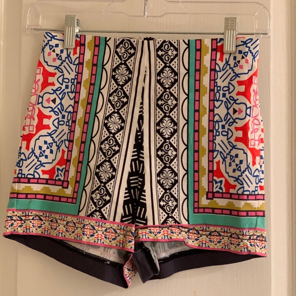 Vestique Multi-Colored Shorts